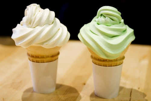 虚拟主播是真人吗