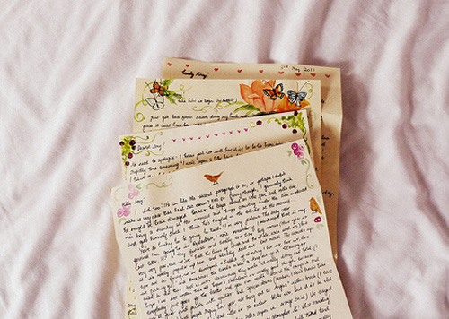 中秋佳句简短祝福写夜晚夜空上的月