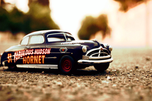 腐眼看人基啥意思？是骂人的吗